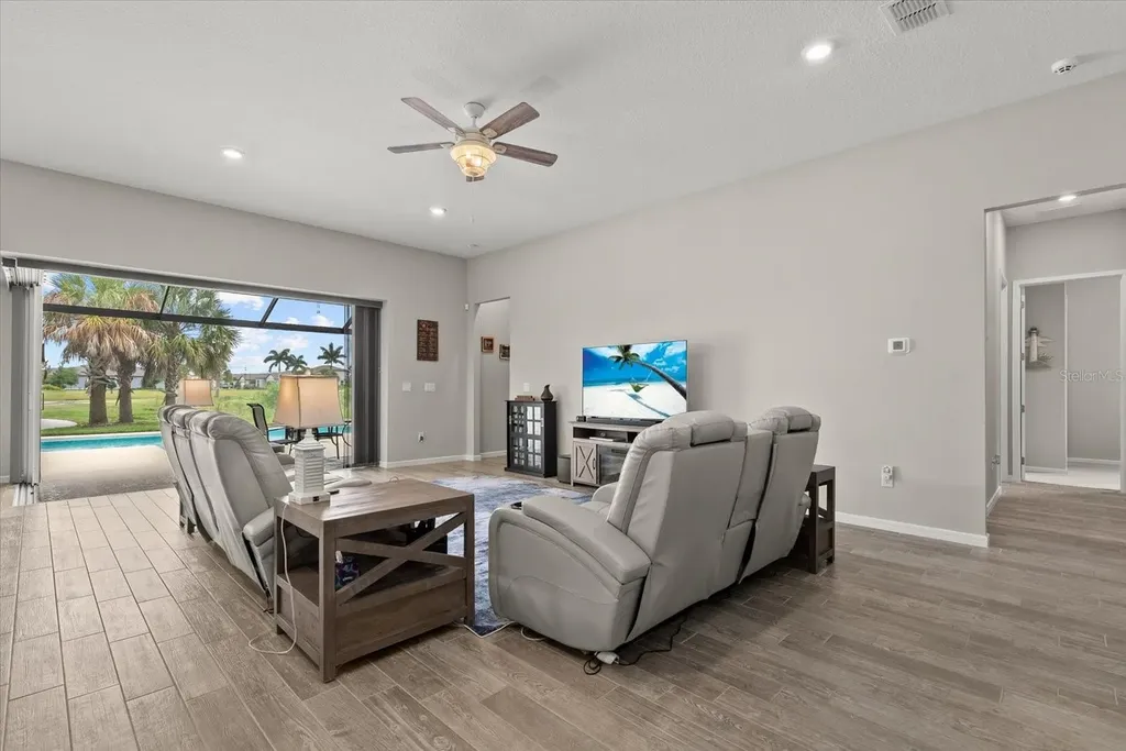 8510 Coastal Palms Glen Parrish FL 34219