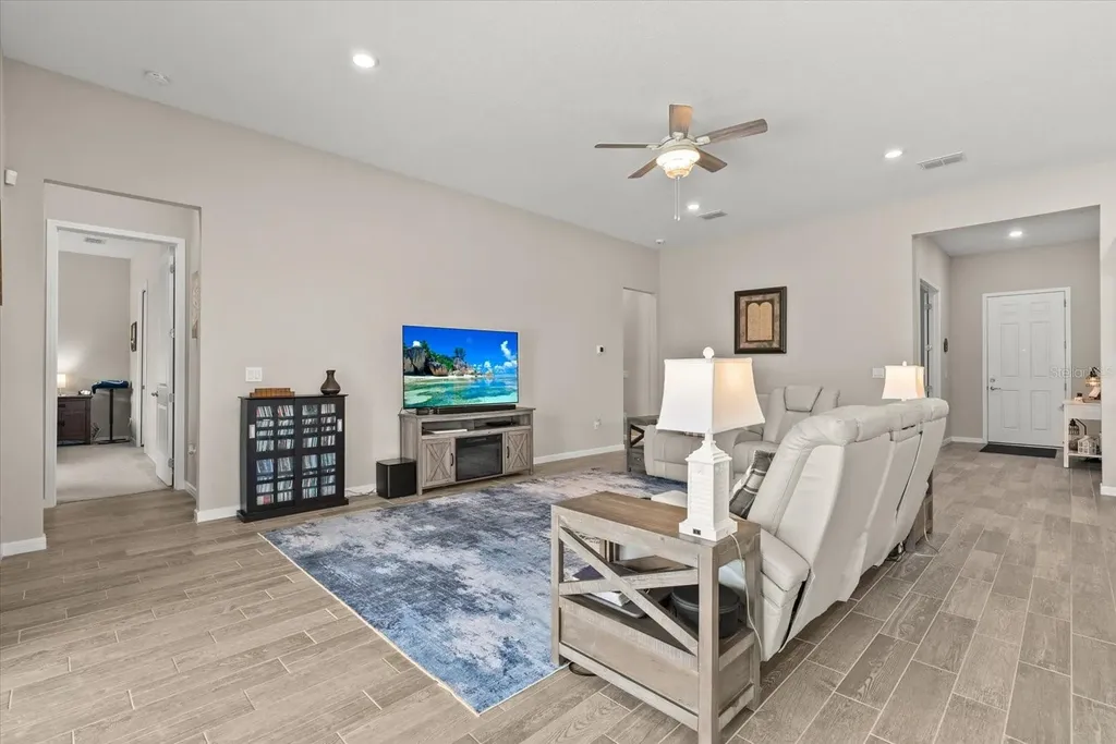 8510 Coastal Palms Glen Parrish FL 34219