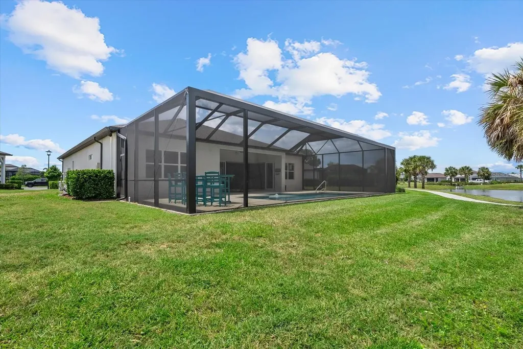 8510 Coastal Palms Glen Parrish FL 34219