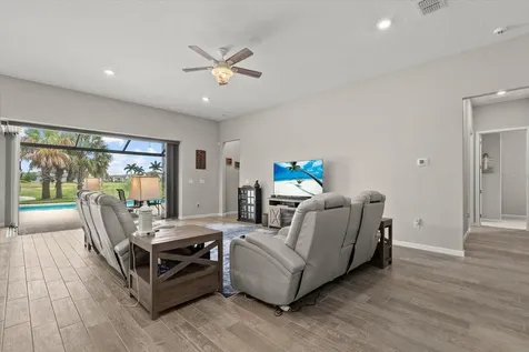 8510 Coastal Palms Glen Parrish FL 34219