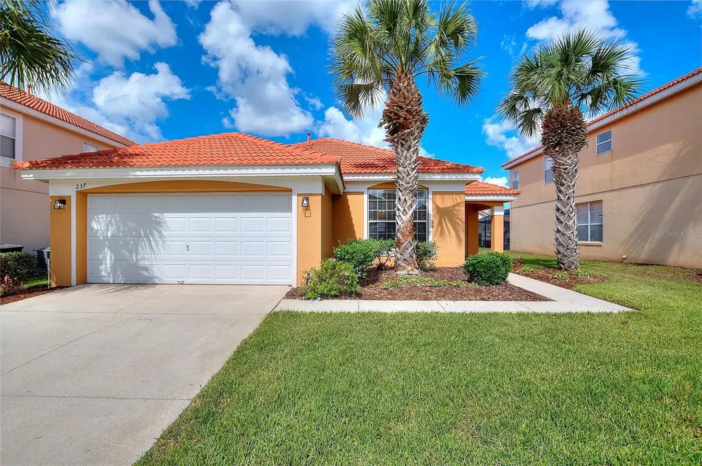 237 Sevilla Avenue Davenport FL 33897