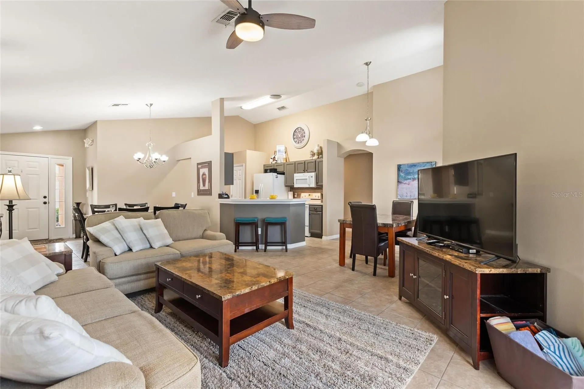 237 Sevilla Avenue Davenport FL 33897