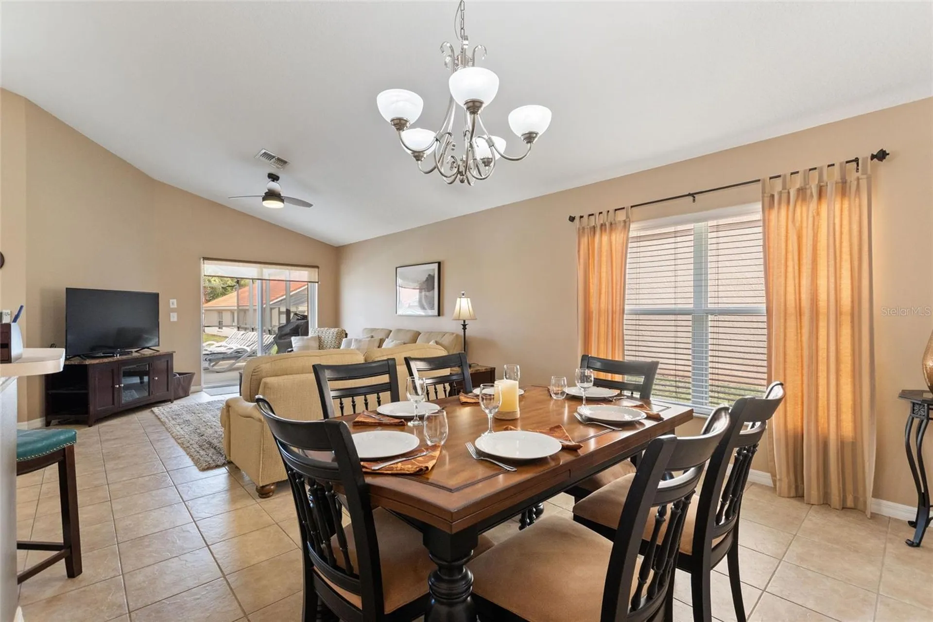 237 Sevilla Avenue Davenport FL 33897