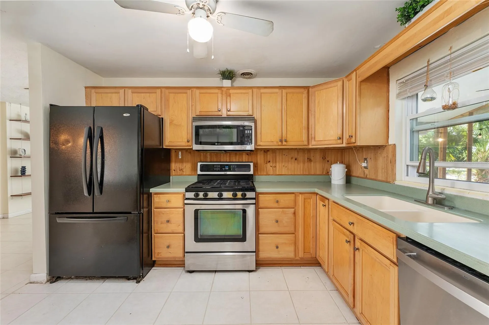 530 NE 10th Street Gainesville FL 32601