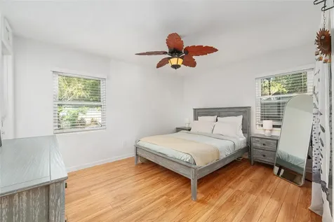530 NE 10th Street Gainesville FL 32601