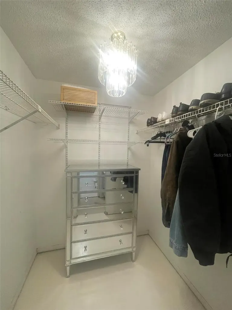4356 Tarpon Drive SE St Petersburg FL 33705