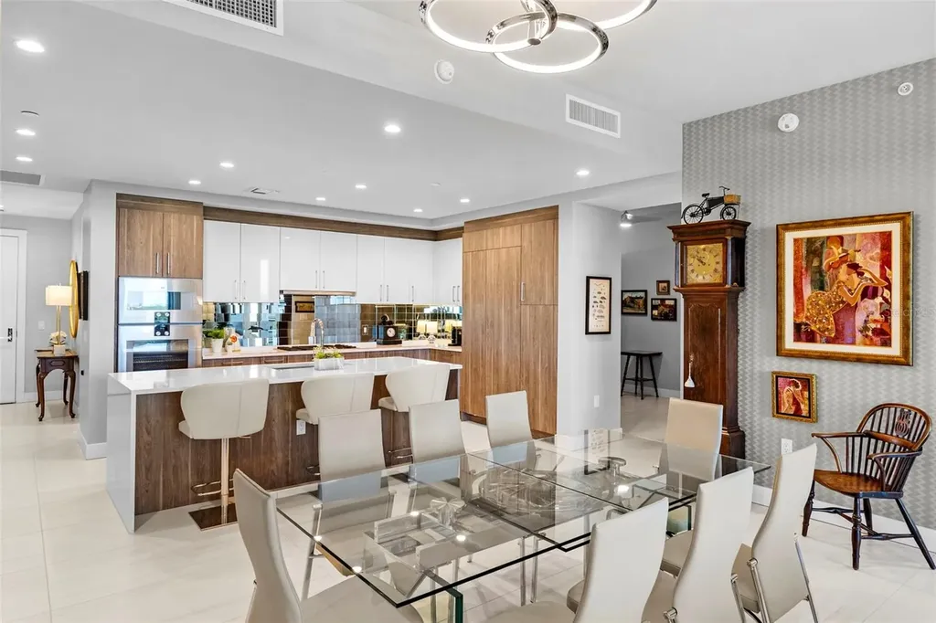 2103 Bayshore Boulevard Tampa FL 33606
