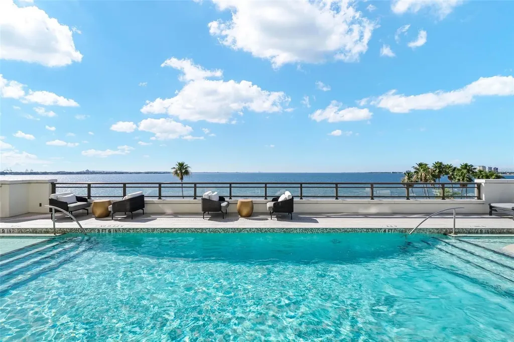 2103 Bayshore Boulevard Tampa FL 33606