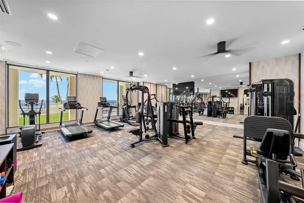 2103 Bayshore Boulevard Tampa FL 33606