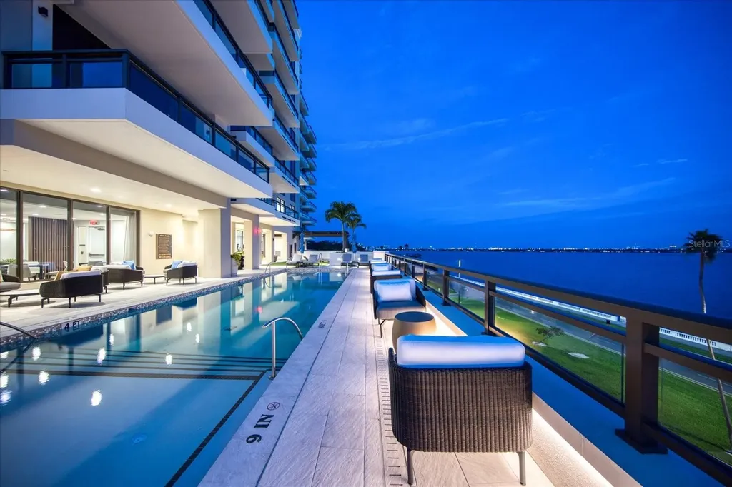 2103 Bayshore Boulevard Tampa FL 33606