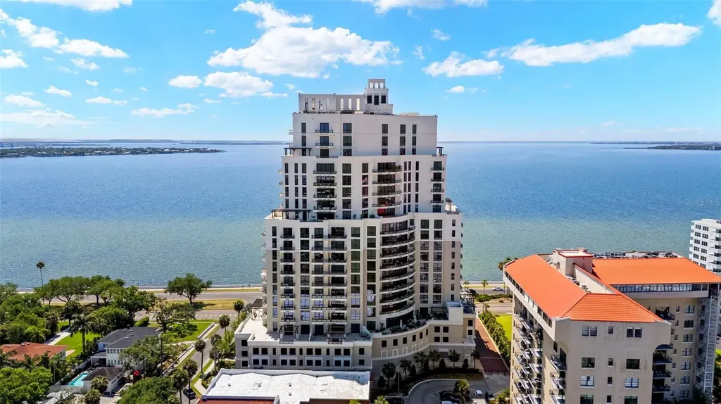 2103 Bayshore Boulevard Tampa FL 33606