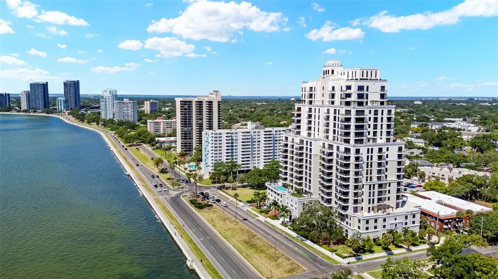 2103 Bayshore Boulevard Tampa FL 33606