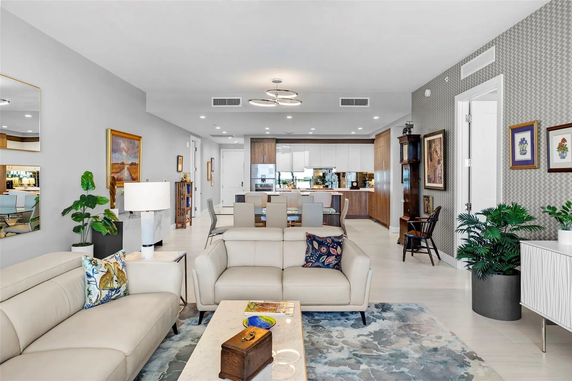 2103 Bayshore Boulevard Tampa FL 33606