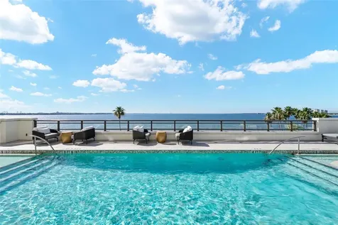 2103 Bayshore Boulevard Tampa FL 33606