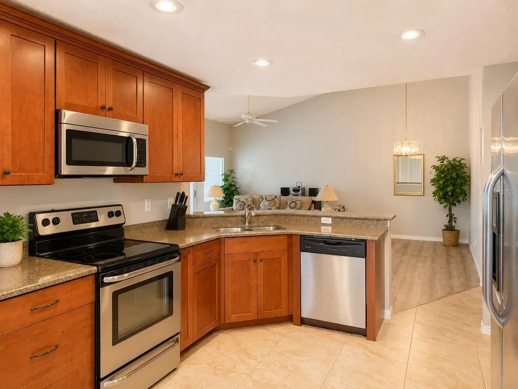 822 Mccallister Avenue Sun City Center FL 33573