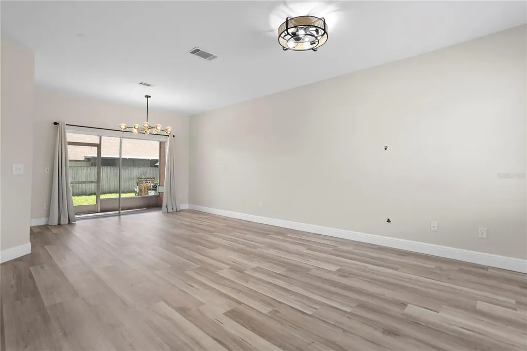 832 Monopoly Court Orlando FL 32824