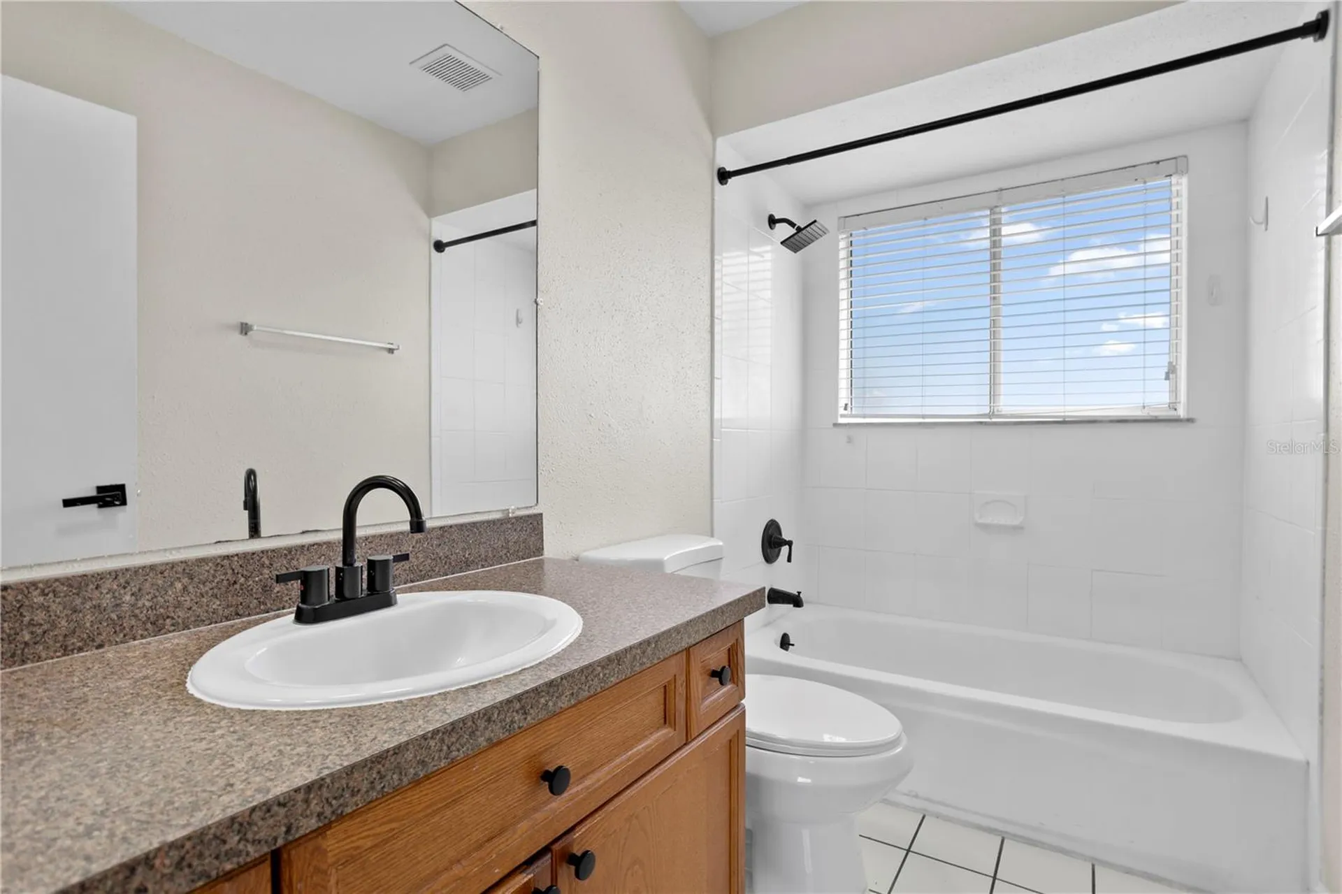 832 Monopoly Court Orlando FL 32824