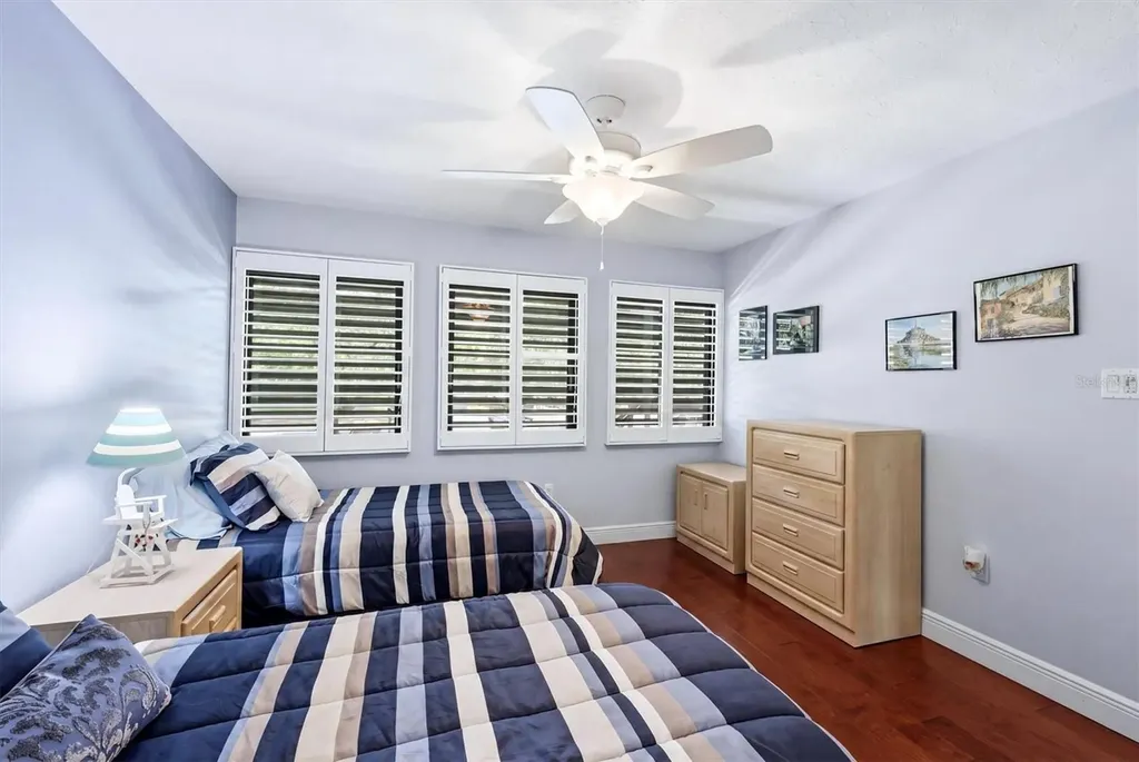 5186 Lake Village Drive Sarasota FL 34235