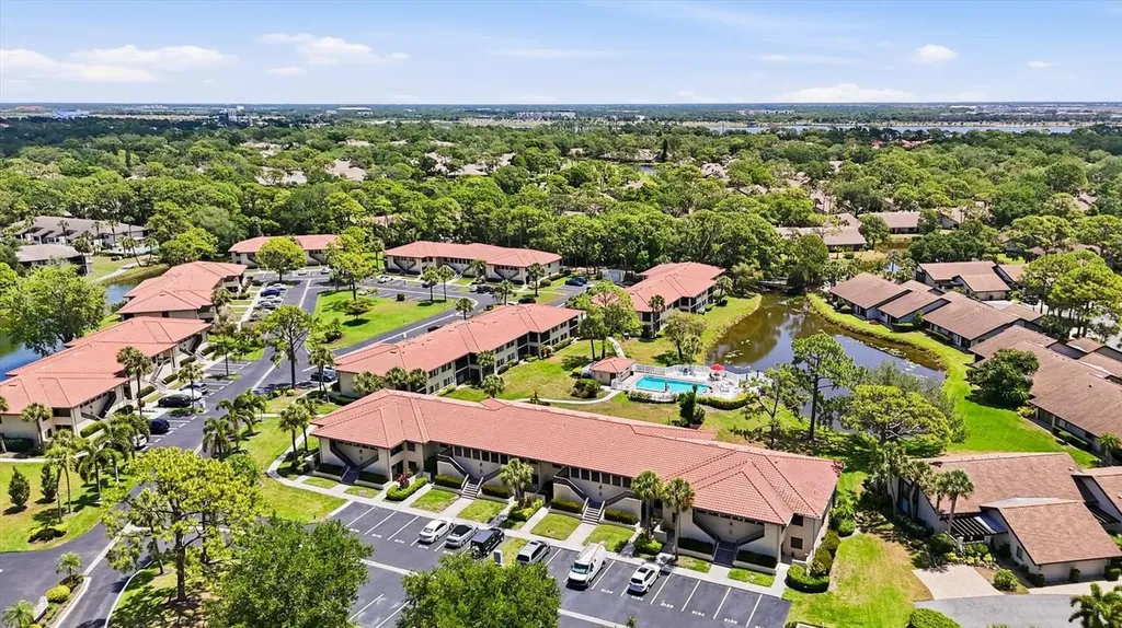 5186 Lake Village Drive Sarasota FL 34235