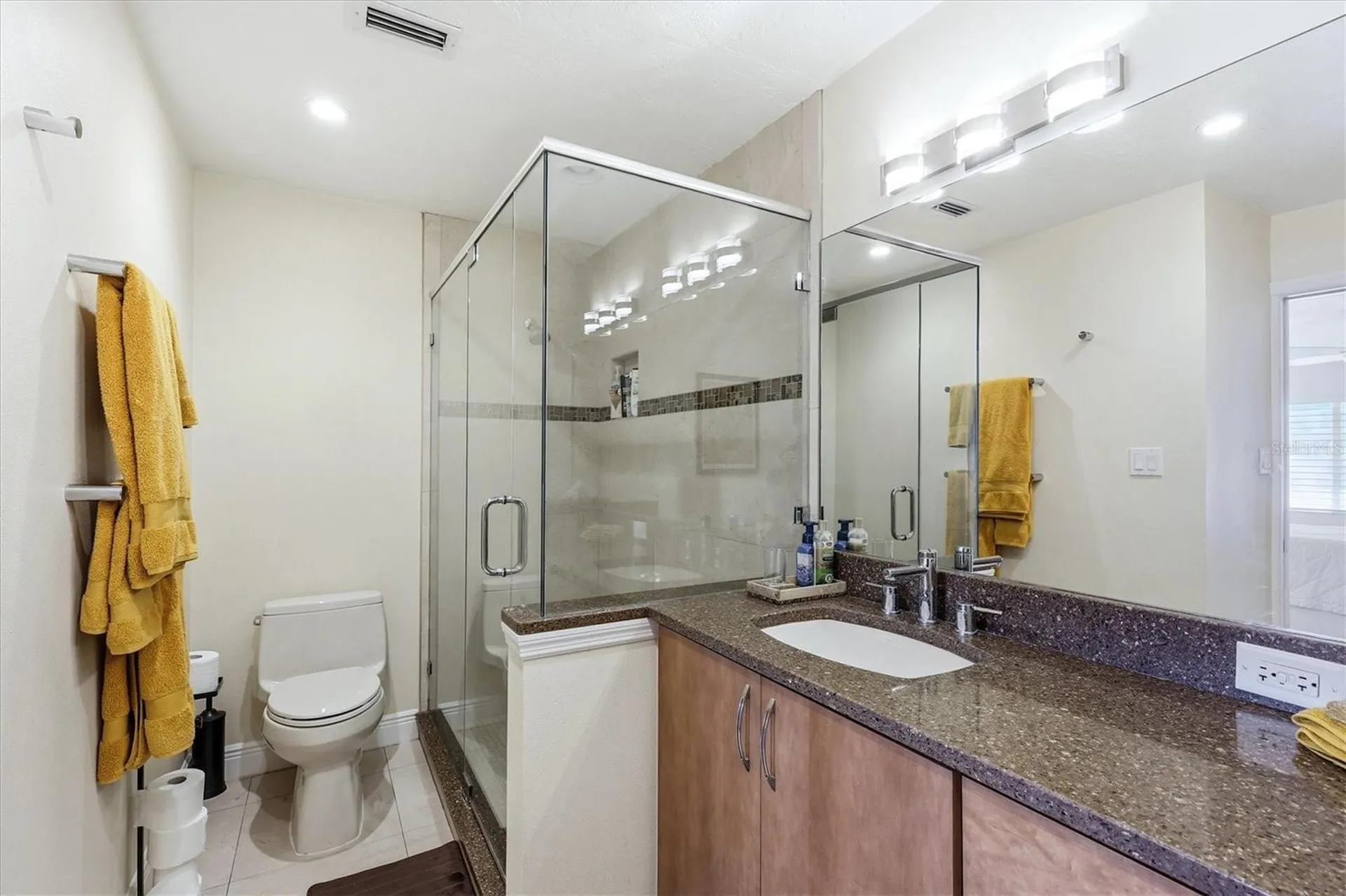 5186 Lake Village Drive Sarasota FL 34235