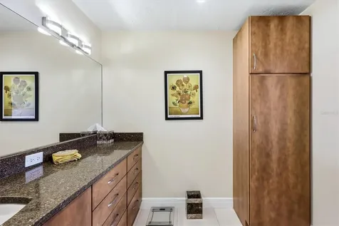 5186 Lake Village Drive Sarasota FL 34235