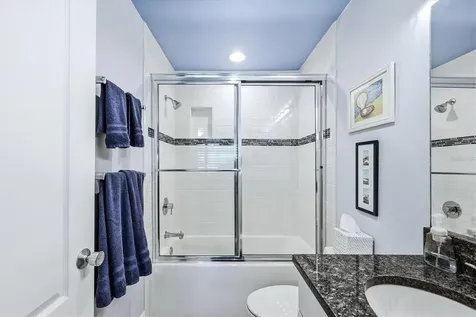 5186 Lake Village Drive Sarasota FL 34235