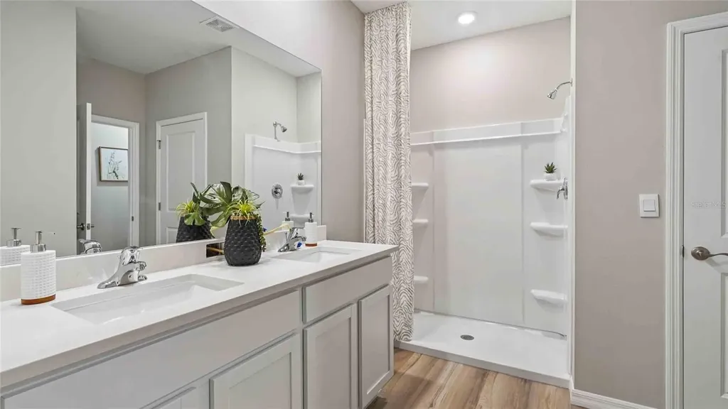5391 SW 52nd Court Gainesville FL 32608