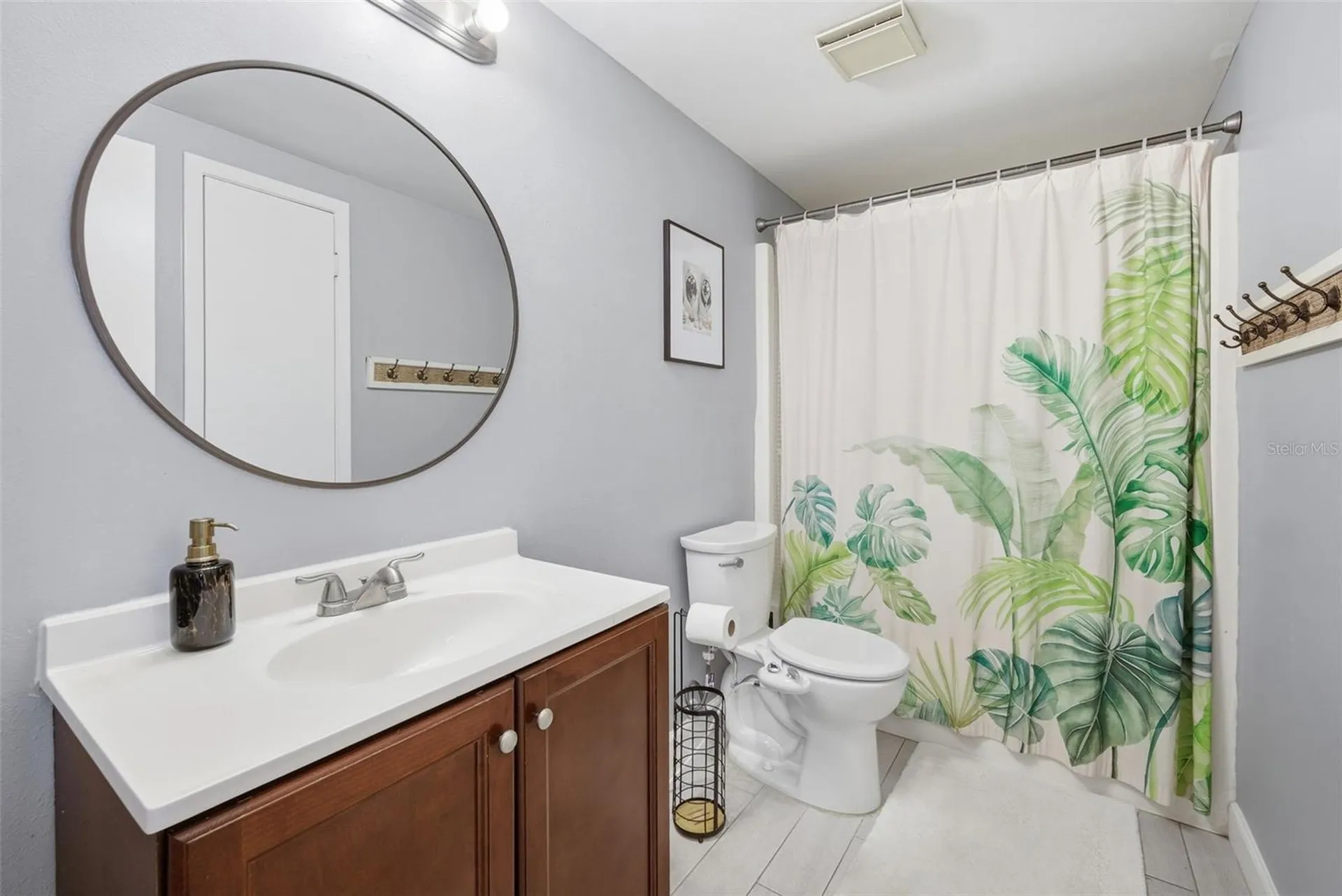 7507 Woodland Oaks Court Tampa FL 33615
