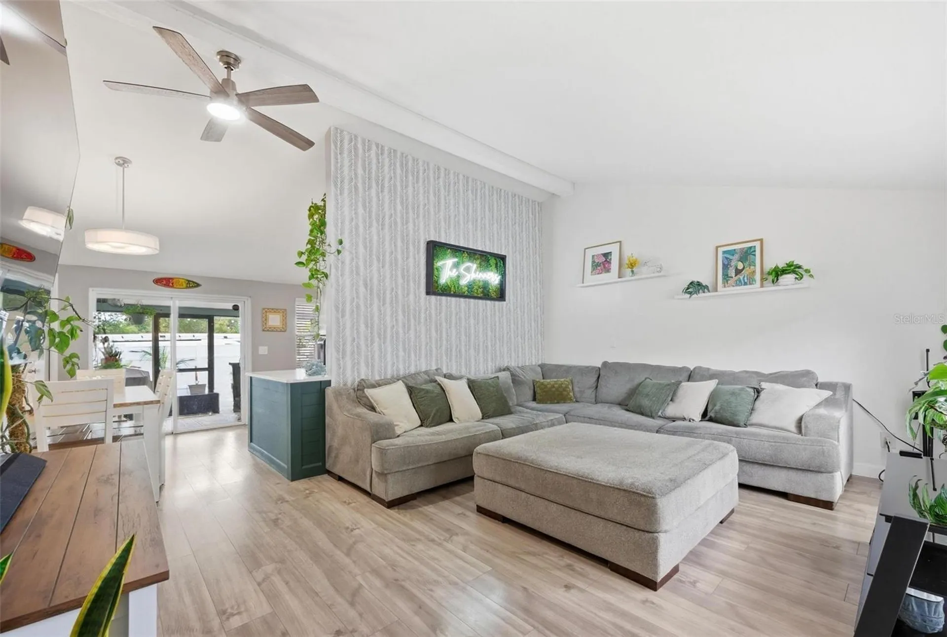 7507 Woodland Oaks Court Tampa FL 33615