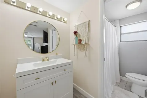 7507 Woodland Oaks Court Tampa FL 33615