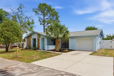 7507 Woodland Oaks Court Tampa FL 33615