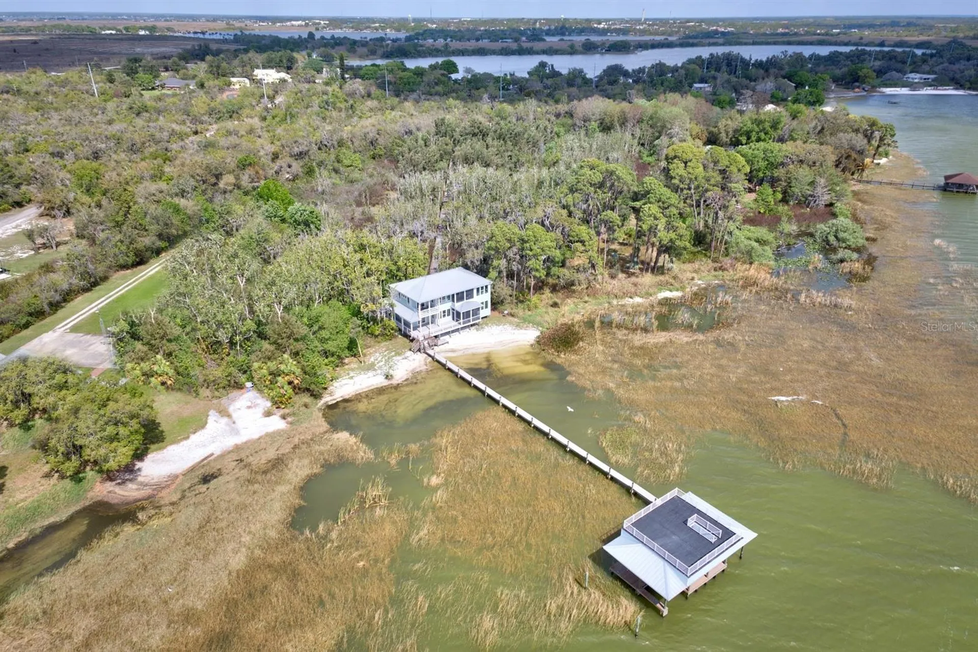 424 Lake Mirror Drive Lake Placid FL 33852