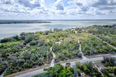 424 Lake Mirror Drive Lake Placid FL 33852