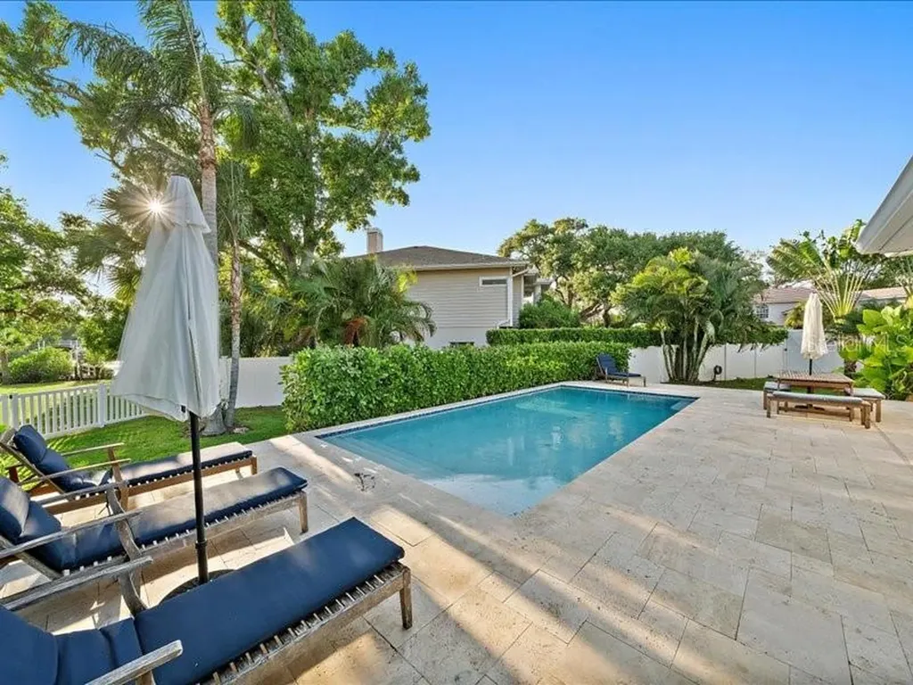 2492 Waterview Court Sarasota FL 34231