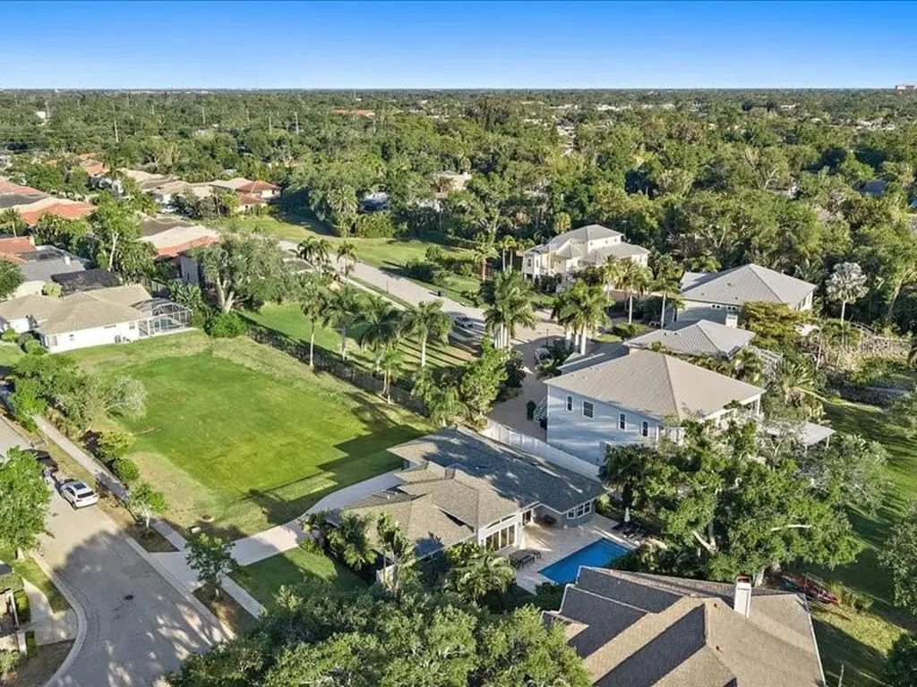2492 Waterview Court Sarasota FL 34231