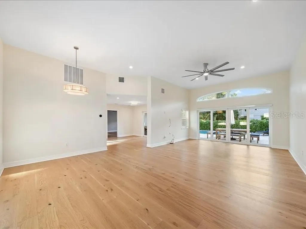 2492 Waterview Court Sarasota FL 34231