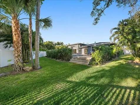 2492 Waterview Court Sarasota FL 34231