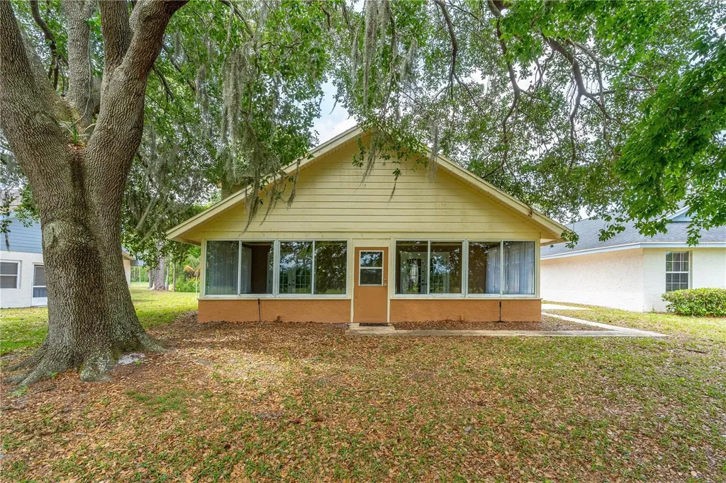 524 Crooked Stick Drive Daytona Beach FL 32114