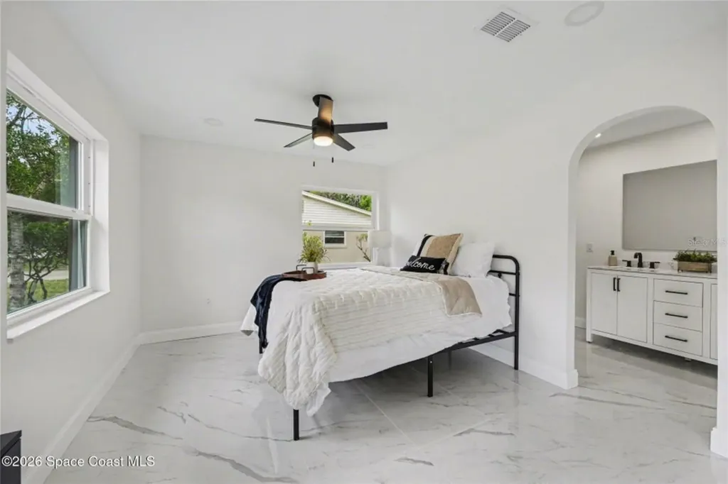 2678 Pine Avenue Mims FL 32754