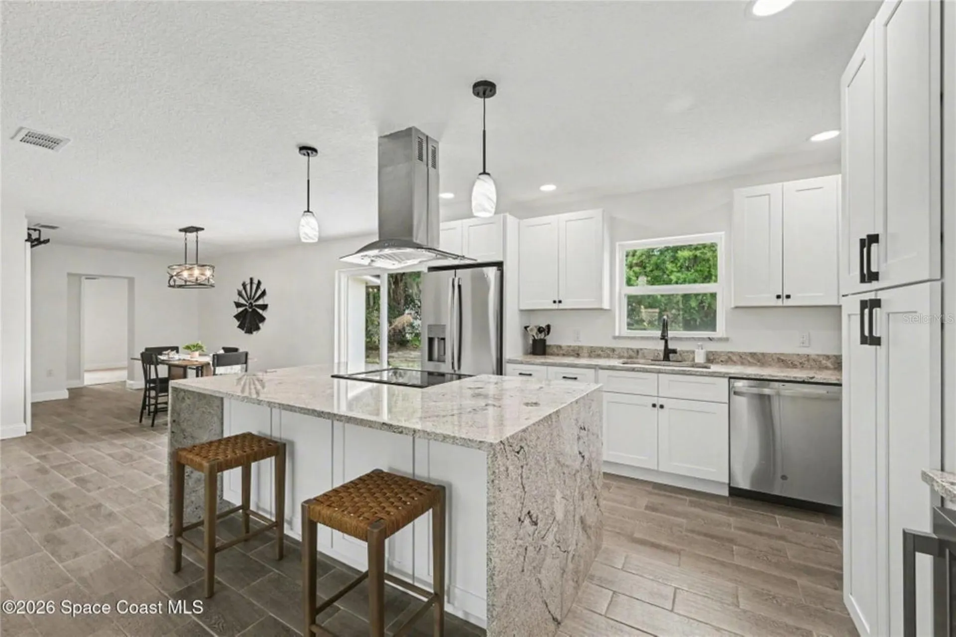 2678 Pine Avenue Mims FL 32754