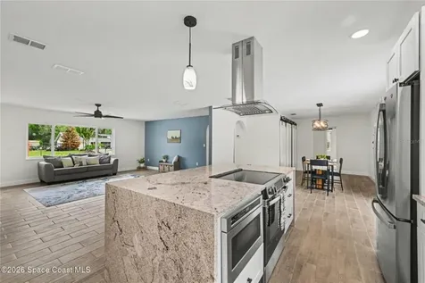 2678 Pine Avenue Mims FL 32754