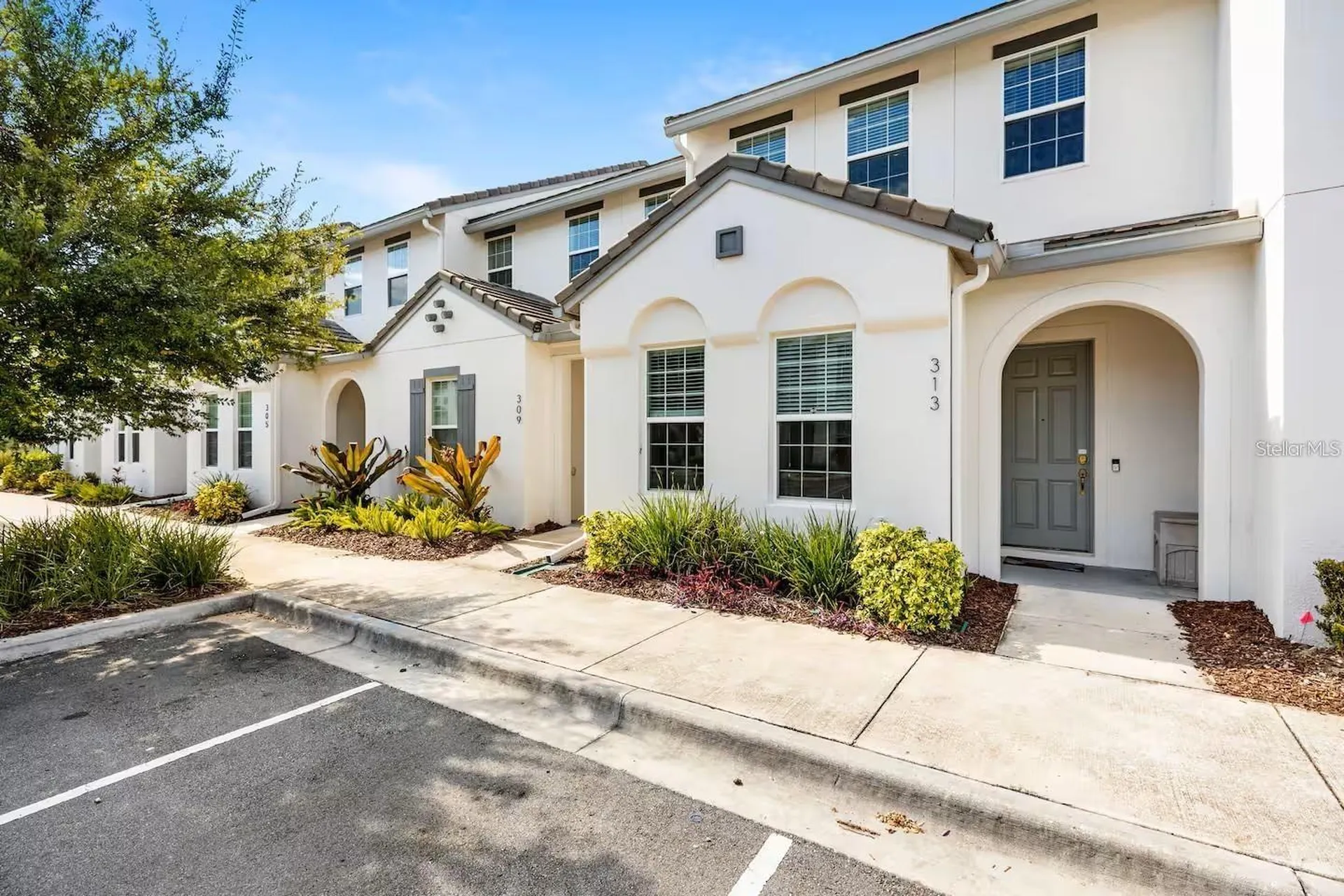 313 Captiva Drive Davenport FL 33896
