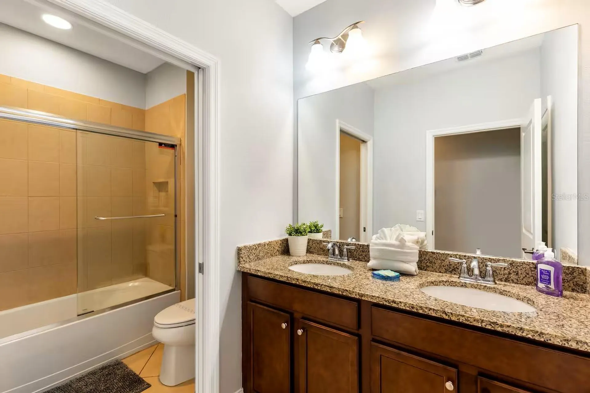 313 Captiva Drive Davenport FL 33896