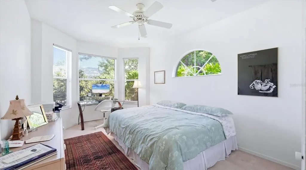 8009 Hampton Court University Park FL 34201