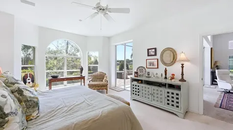 8009 Hampton Court University Park FL 34201
