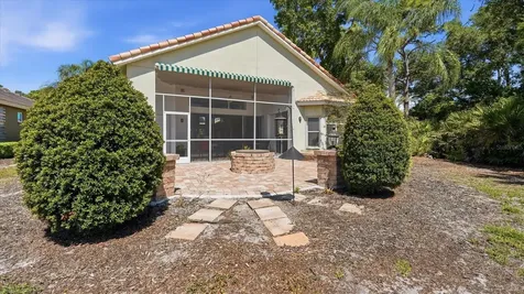 8009 Hampton Court University Park FL 34201