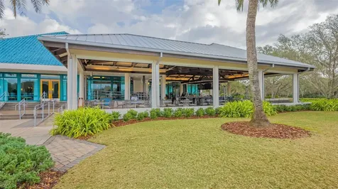 8009 Hampton Court University Park FL 34201