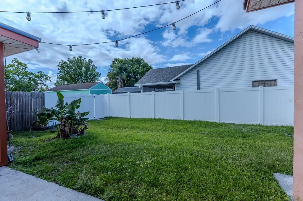 212 Tenneessee Avenue St Cloud FL 34769