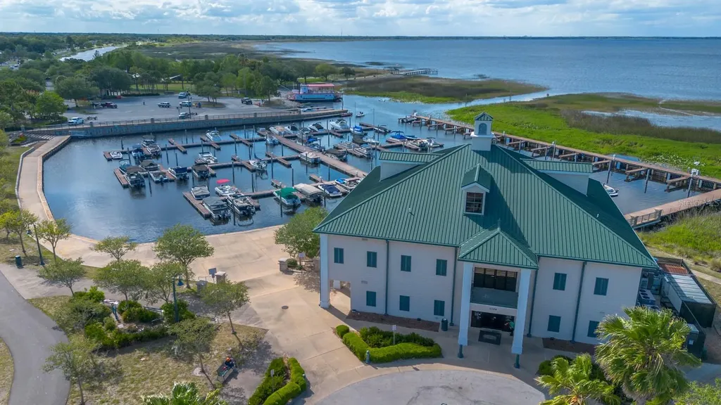 212 Tenneessee Avenue St Cloud FL 34769