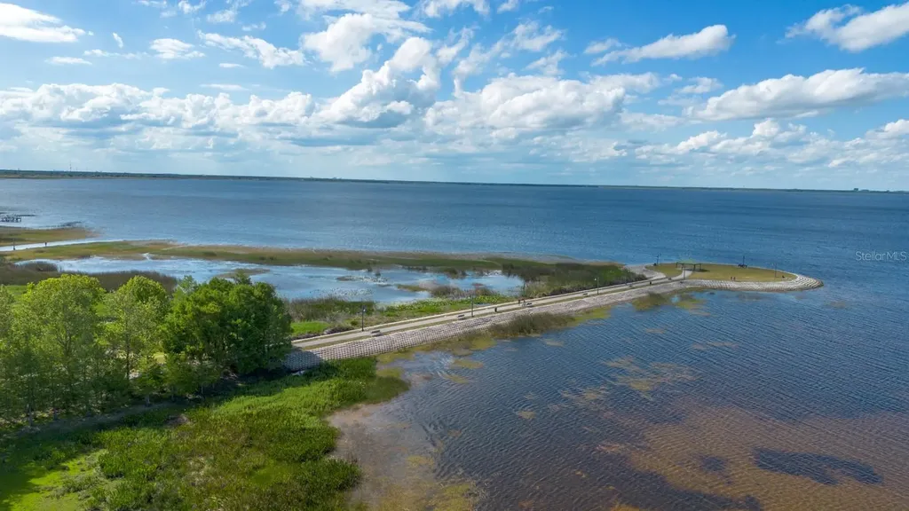 212 Tenneessee Avenue St Cloud FL 34769